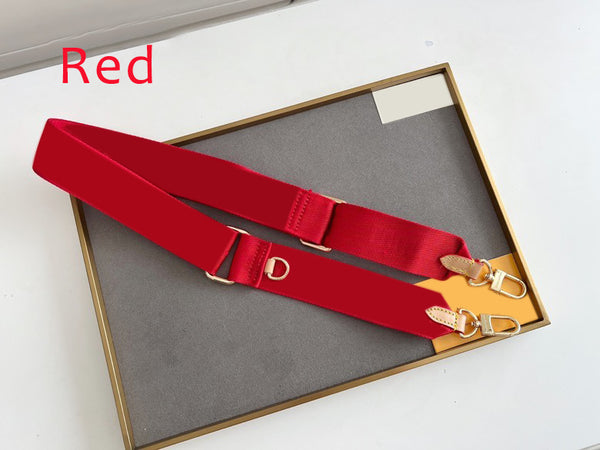 Wide shoulder straps