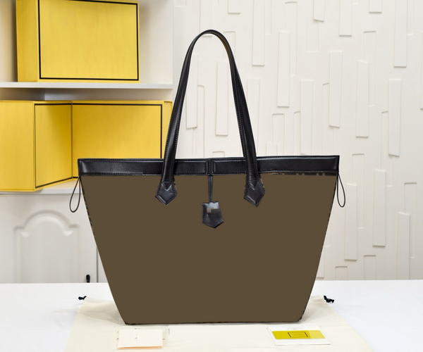 Classical Print Tote Bag