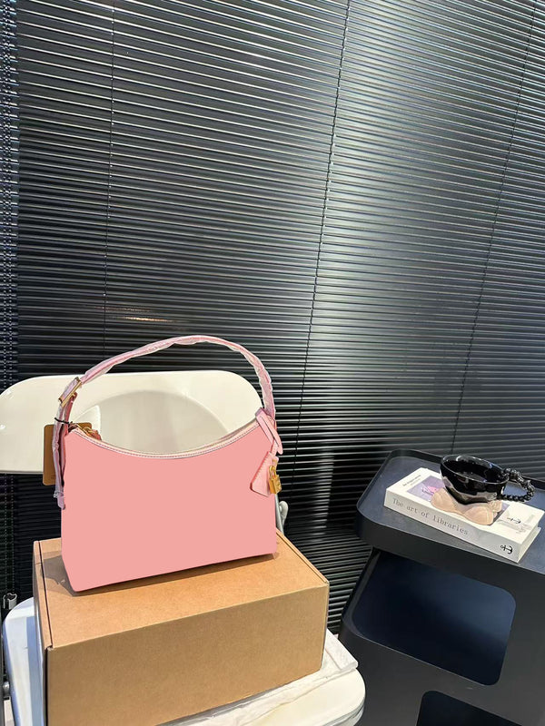 Fashionable Underarm Bag